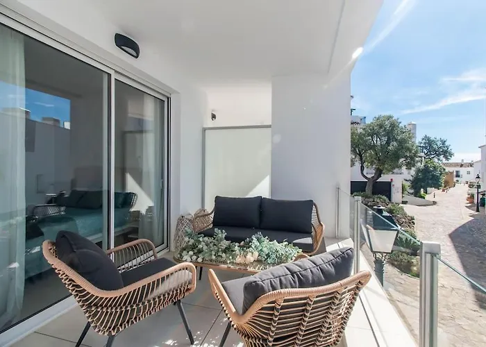 Elements 20 - Luxury Apartment
