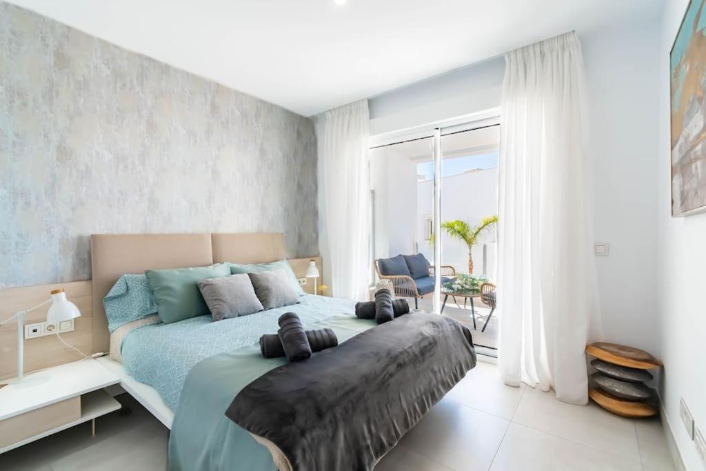 Elements 20 - Luxury